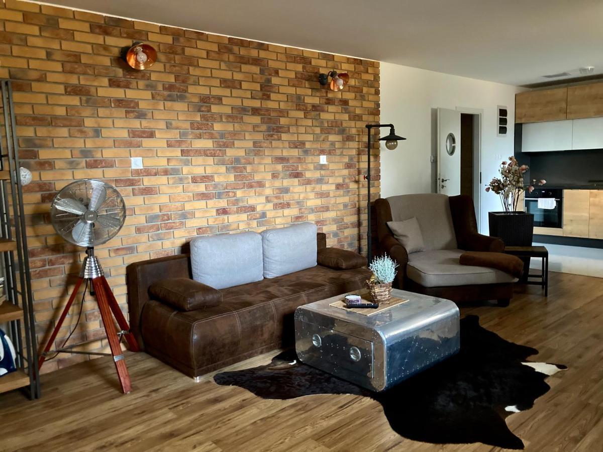 Underground Apartment Bratislava-Nivy Exteriör bild